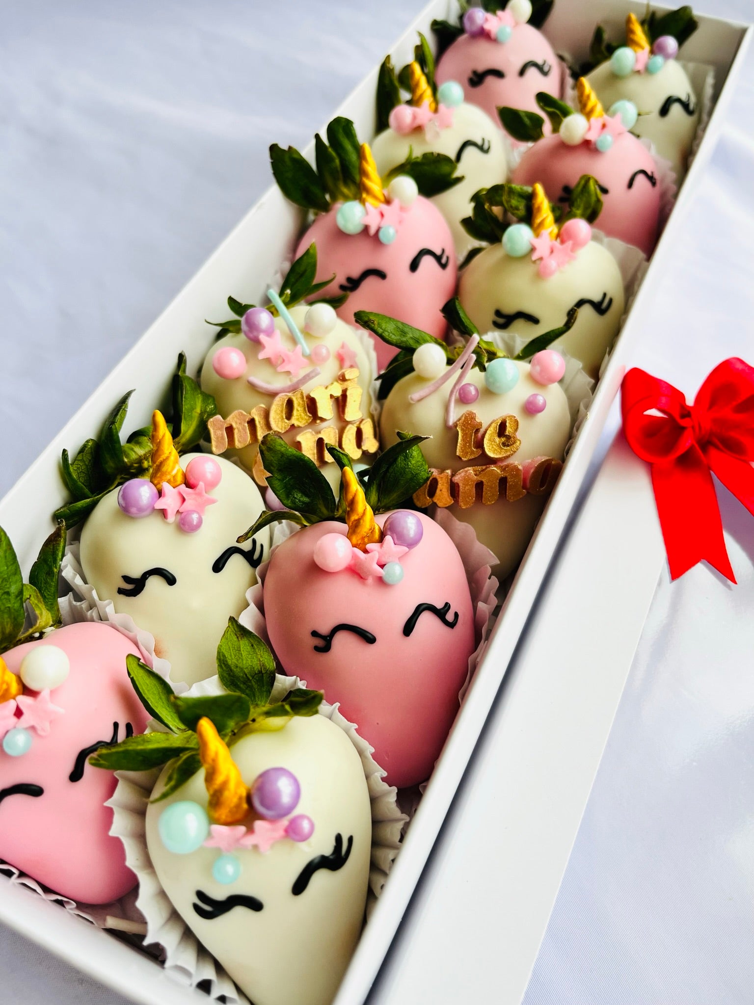 The Magical Unicorn & Custom Love Strawberry Gift Box